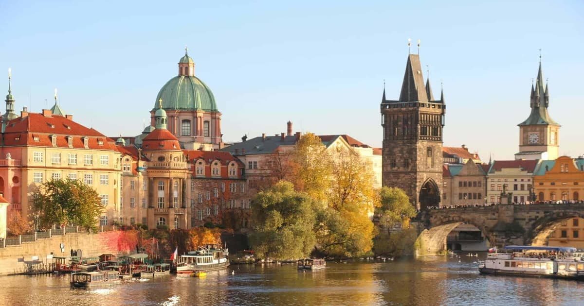 Prague: 4-Day City Tour with Cesky Krumlov Excursion & Hotel