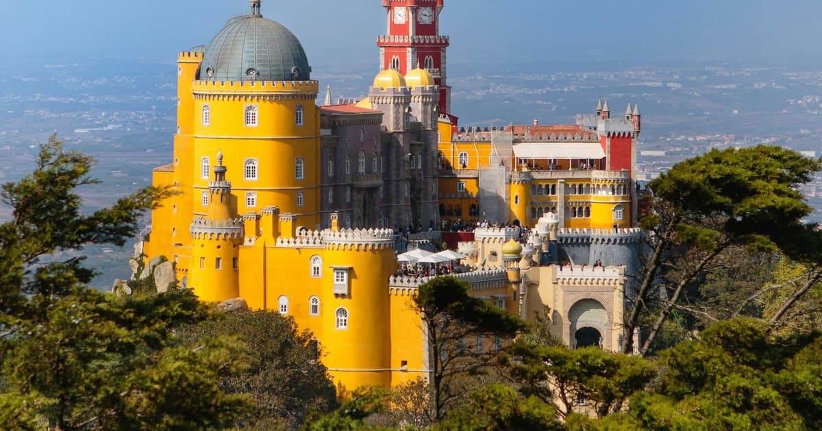 Lisbon: Sintra, Pena Palace with ticket guided tour by train