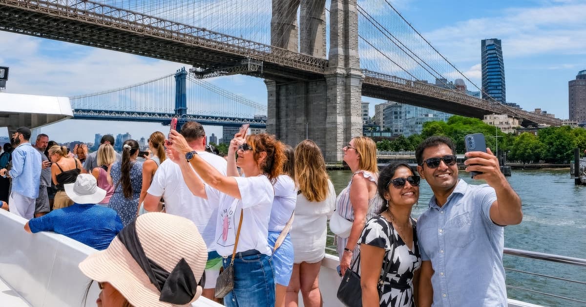 NYC Must-See Essentials Cruise (80min)