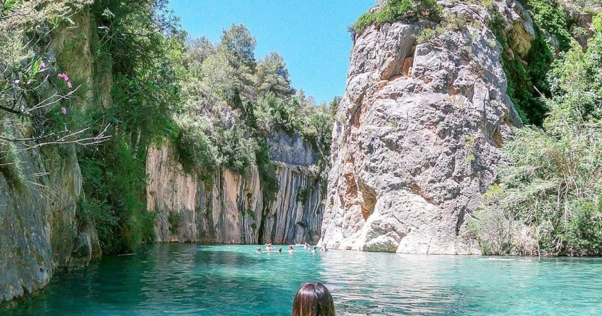 Valencia: fuente termal de Montanejos y cascada de la Novia
