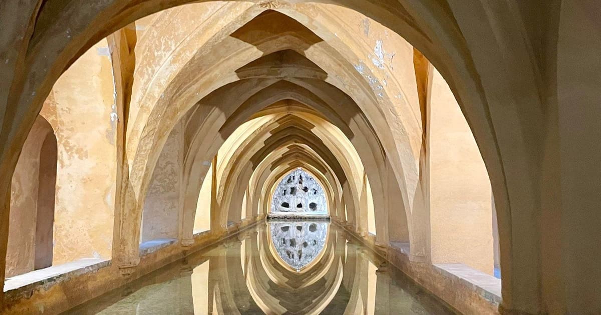 Real Alcázar de Sevilla, fortaleza y conjunto palaciego.