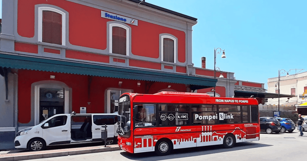 Naples: Combined ticket to/from Vesuvius National Park