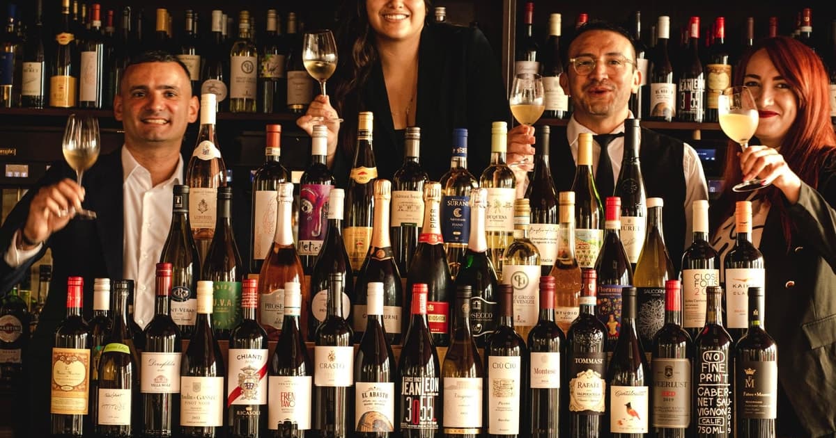 London: Wine Tasting at Bleeding Heart Tavern