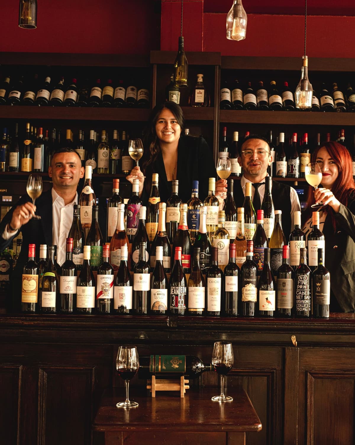 London: Wine Tasting at Bleeding Heart Tavern