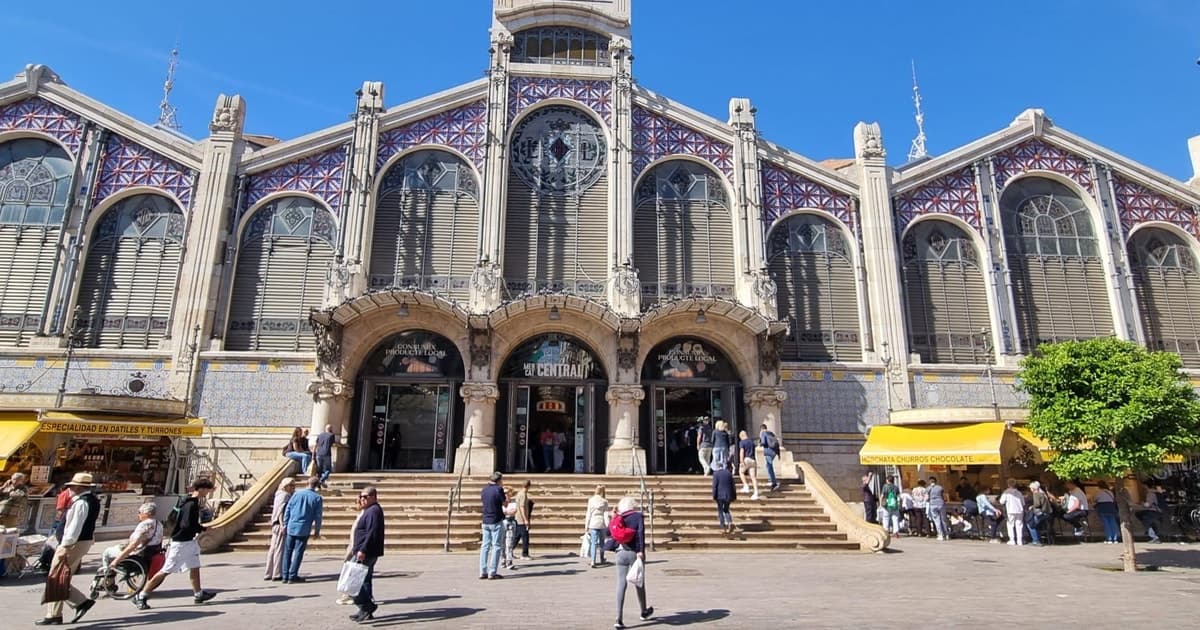 Valencia: tour a pie guiado para toda la familia con un detalle