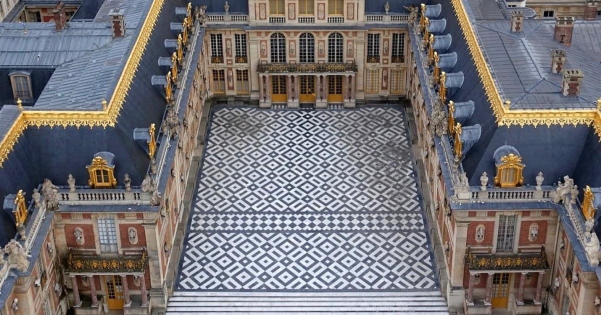 Versailles: Full Domain Passport, Interactive App & Host