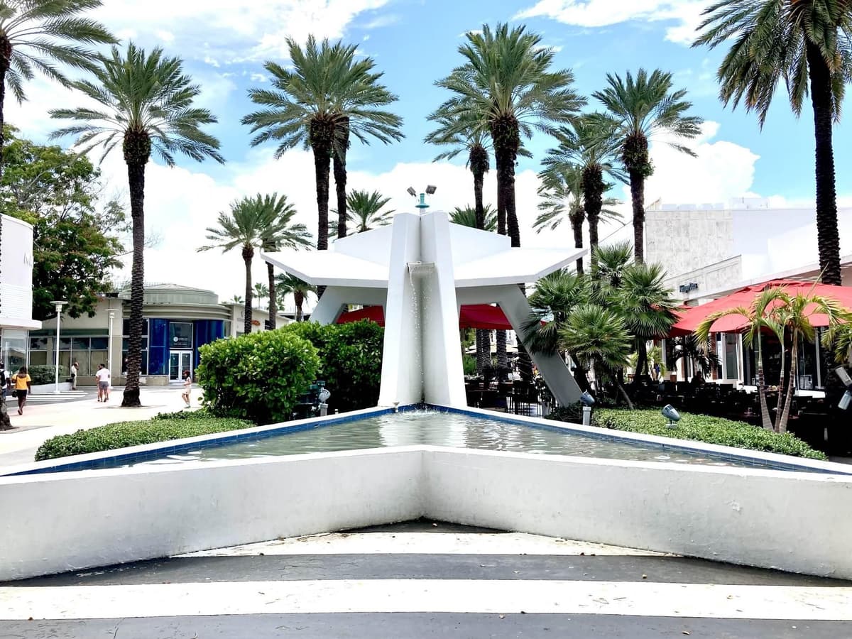 Miami: South Beach Guided Food Tour with Authentic Tastings