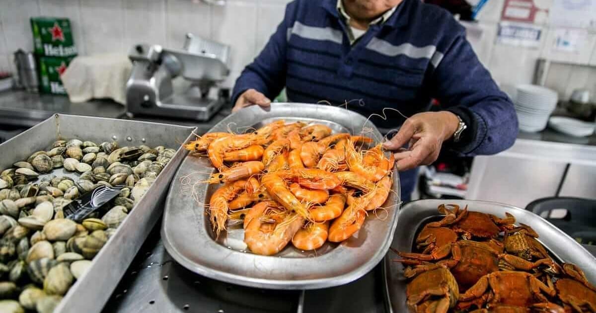 Lisbon: Culinary Backstreets - Mouraria & Graça Food Tour