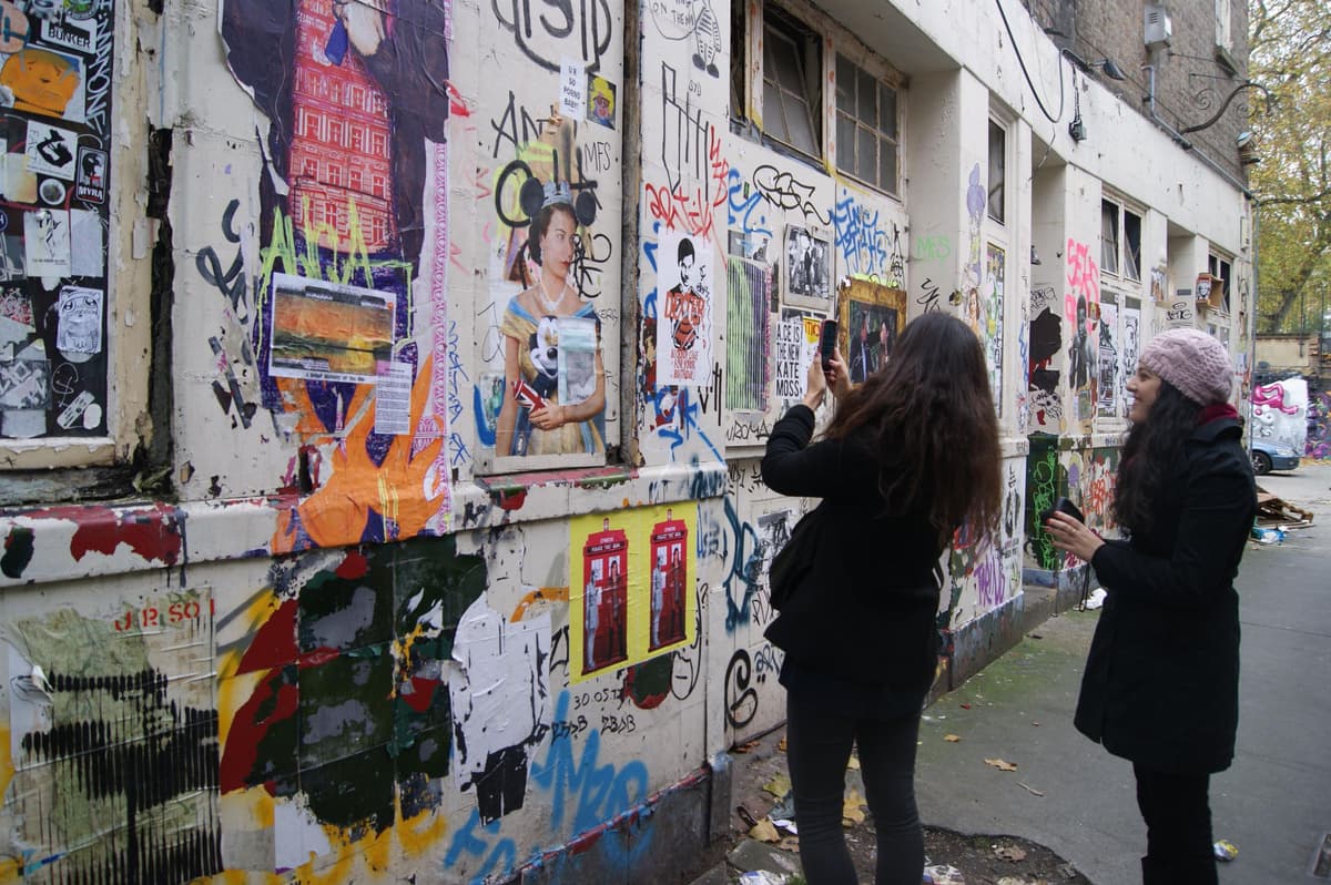 London: Shoreditch Street Art and Jack the Ripper Tour