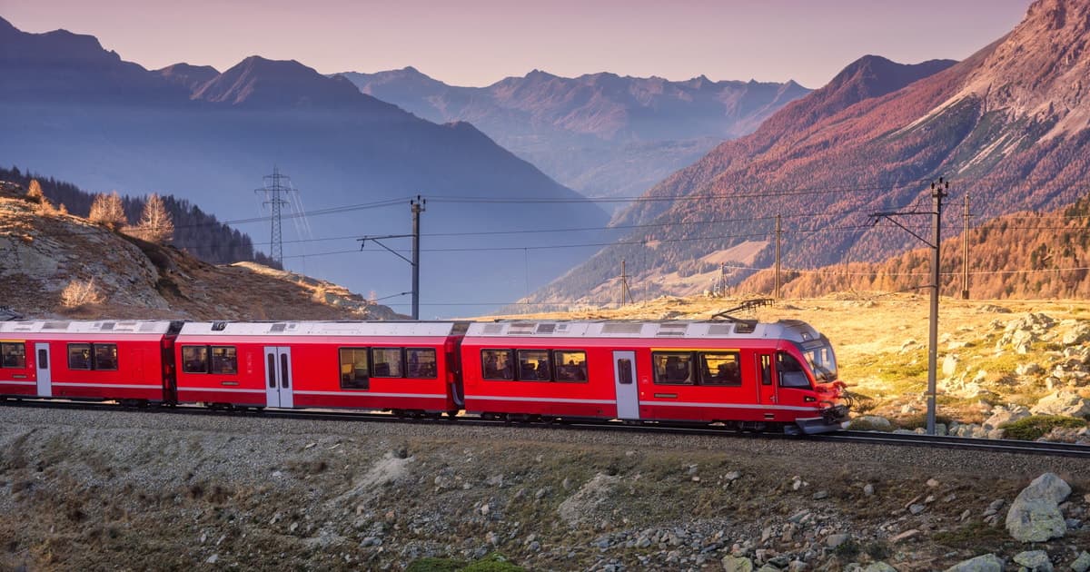 Alpes suizos en tren: Bernina y St. Moritz desde Milán