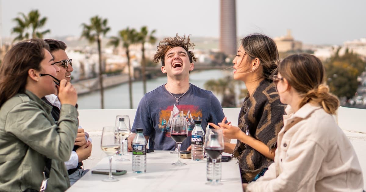 Seville: Rooftop Wine Experience