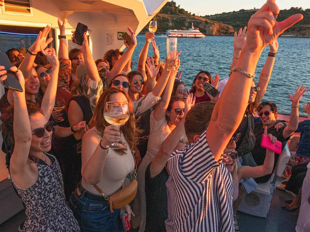 Lisbon Float Party: Most exclusive Boat Party in Lisbon