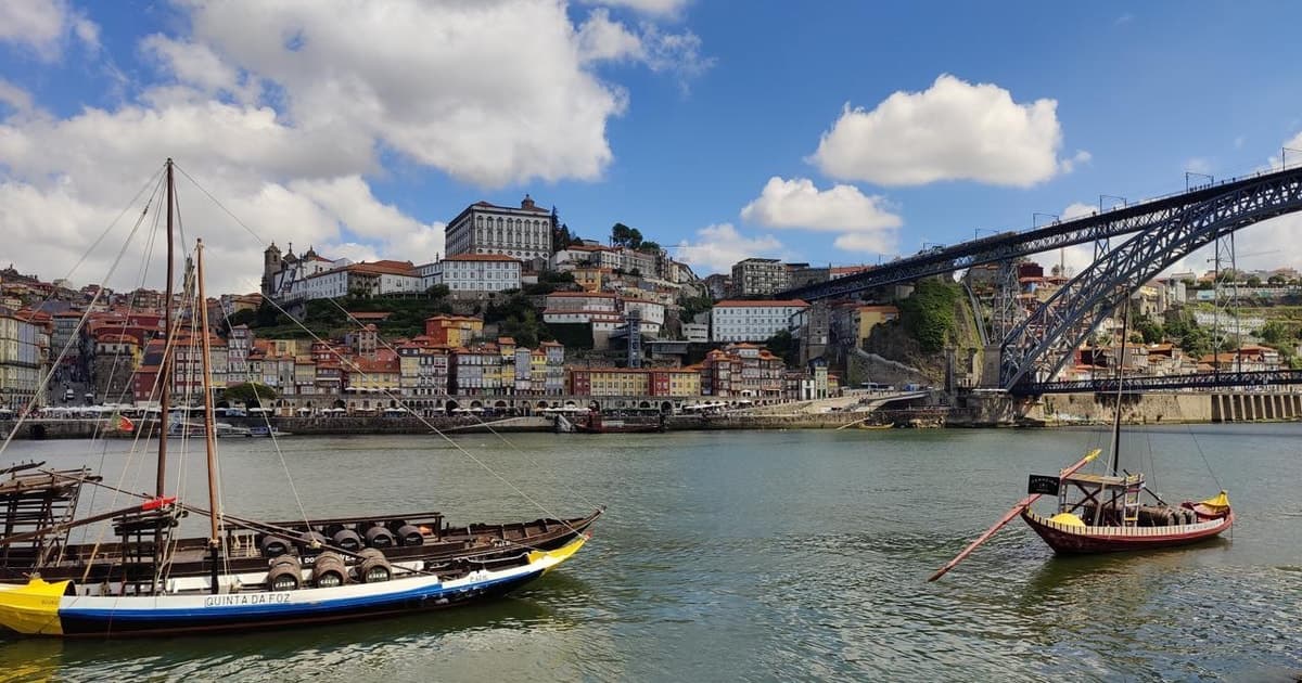 Porto: Walking Tour Highlights with Local Guide (smallgroup)