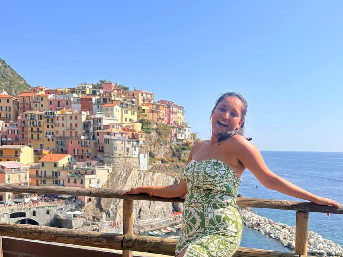 Florence: Pisa & Cinque Terre – Premium Private Minivan Tour