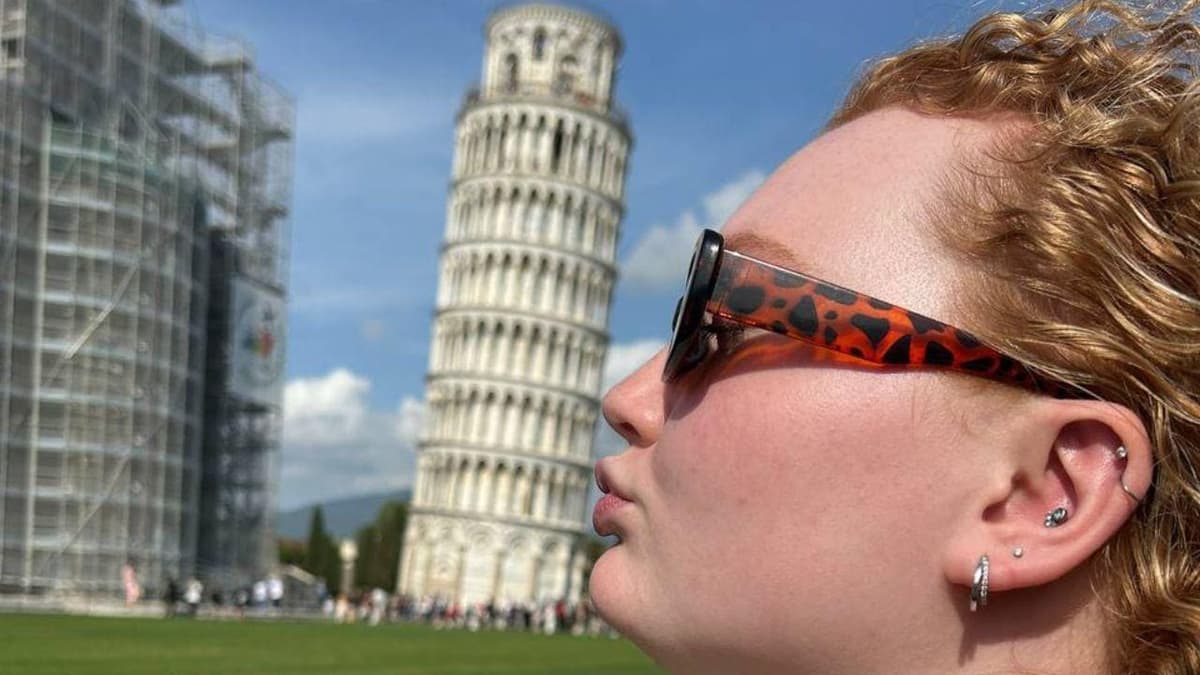 From Florence: Pisa, Vinci and Tuscany with wine tasting