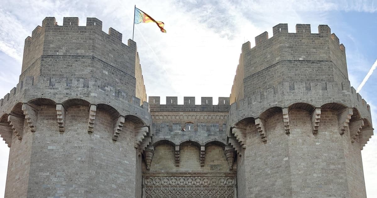 Tour a pie por Valencia con fotos en grupo reducido