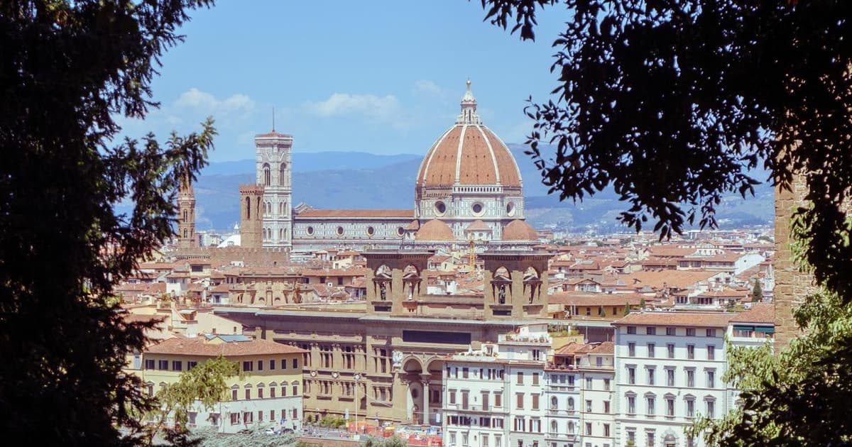 Private Golf Cart Tour of Florence Hills with Photo Stops