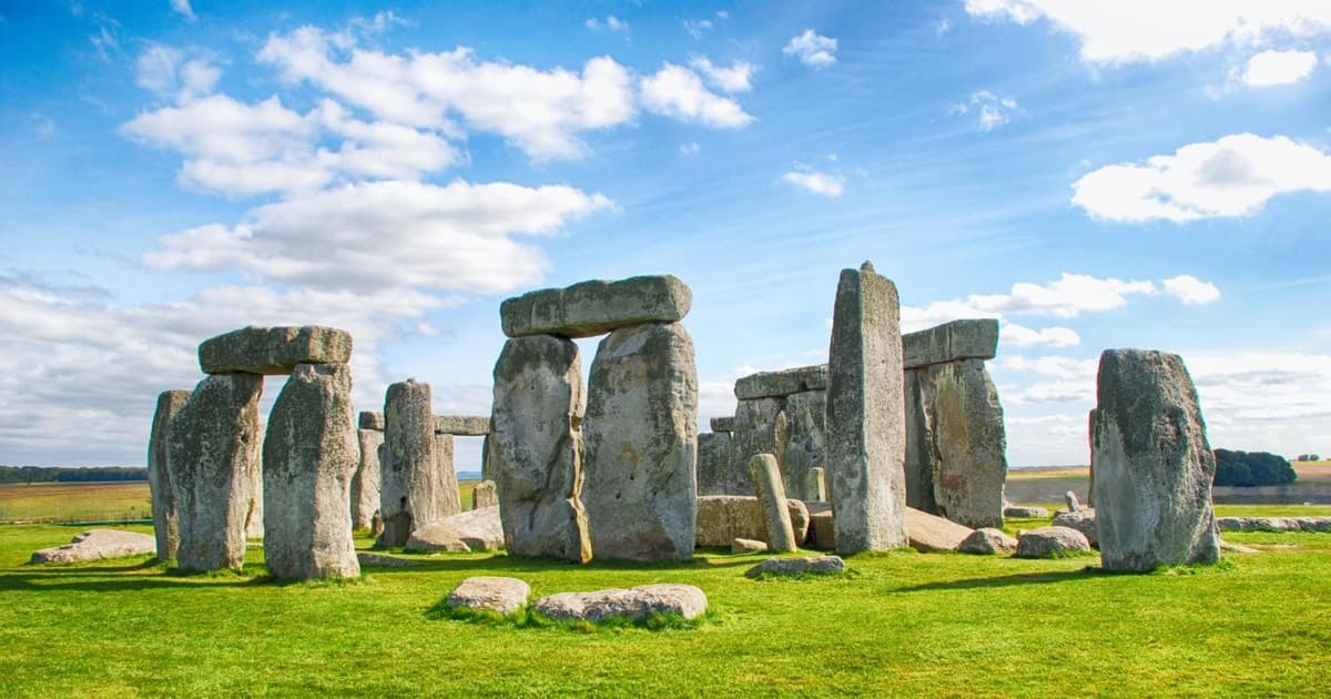 From London: Windsor, Oxford & Stonehenge Full-Day Trip