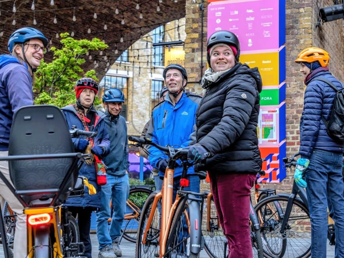 Original e-Bike Tour : smugglers & city builders
