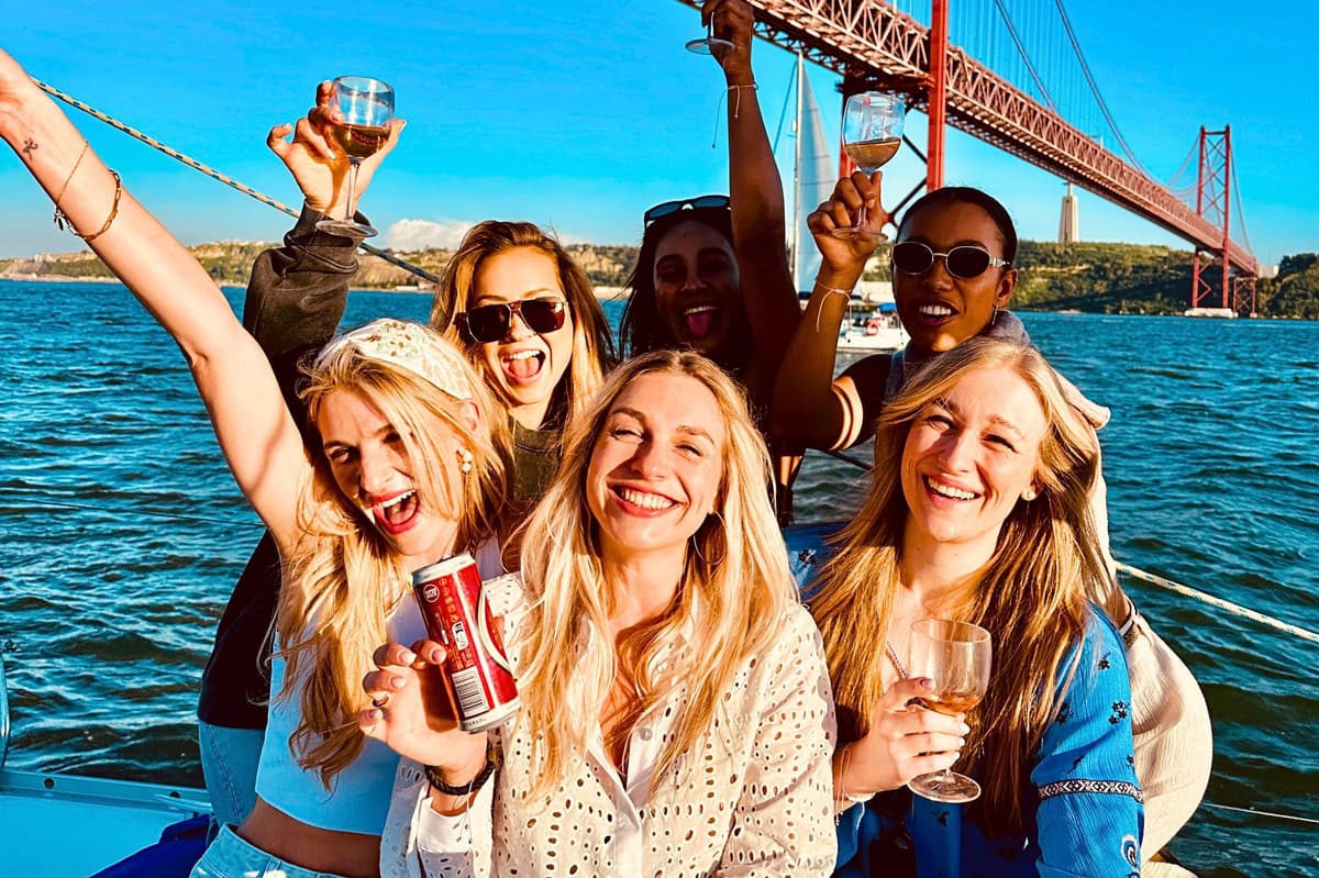 Lisbon Adventure 2 Hours Tuk-Tuk Tour and 2H Sunset Sailing
