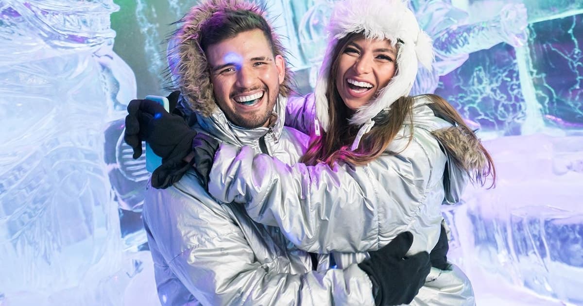 Barcelona: Paquete Romántico Bar de Hielo y Bebidas en la Terraza