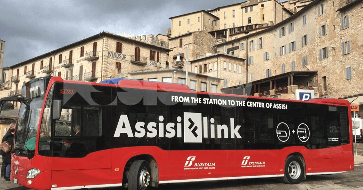 Florence: 2-in-1 Train & Bus from/to Assisi Centro