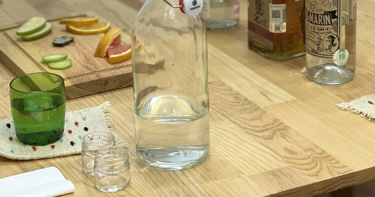 Ciudad de México: degustación de mezcal y noche de salsa con guía