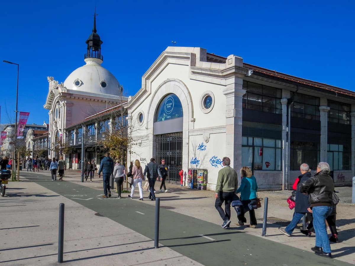 Lisbon: Mercado da Ribeira Tour and Cooking Class