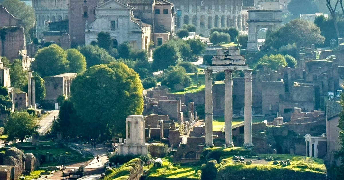 Roma: Coliseo, tour guiado por la Antigua Roma o audioguía