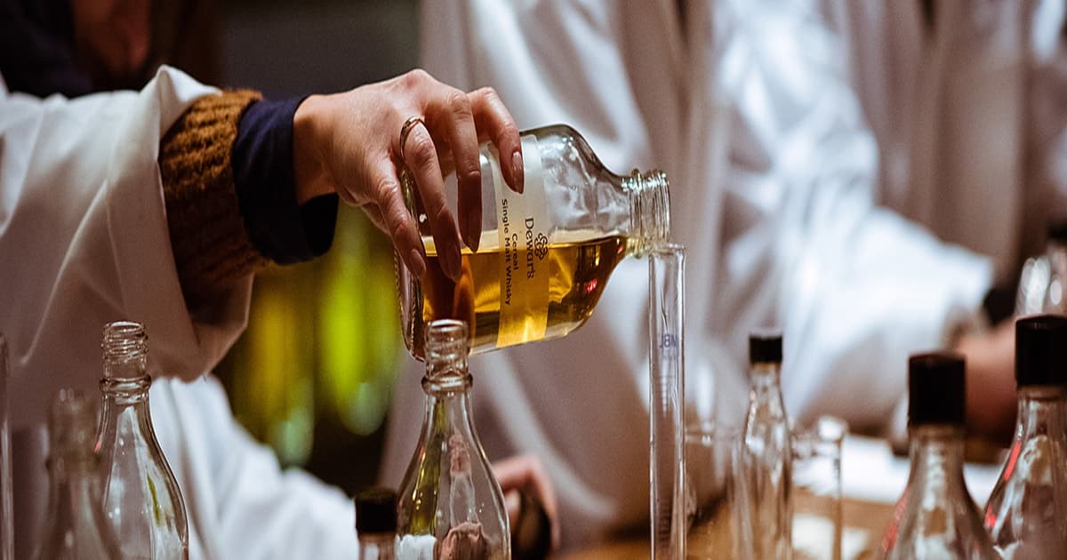 Edinburgh: Whisky Tour, Tastings and Distilleries