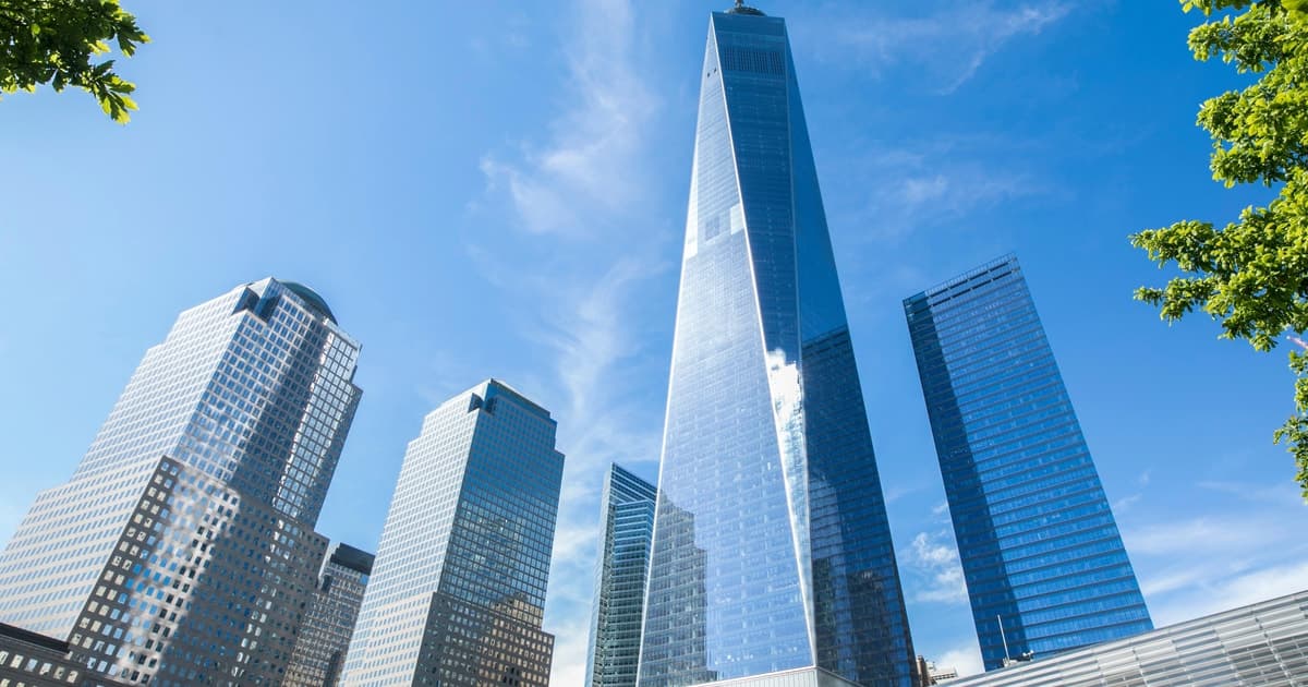 Lower Manhattan Tour: Wall Street & 9/11 Memorial