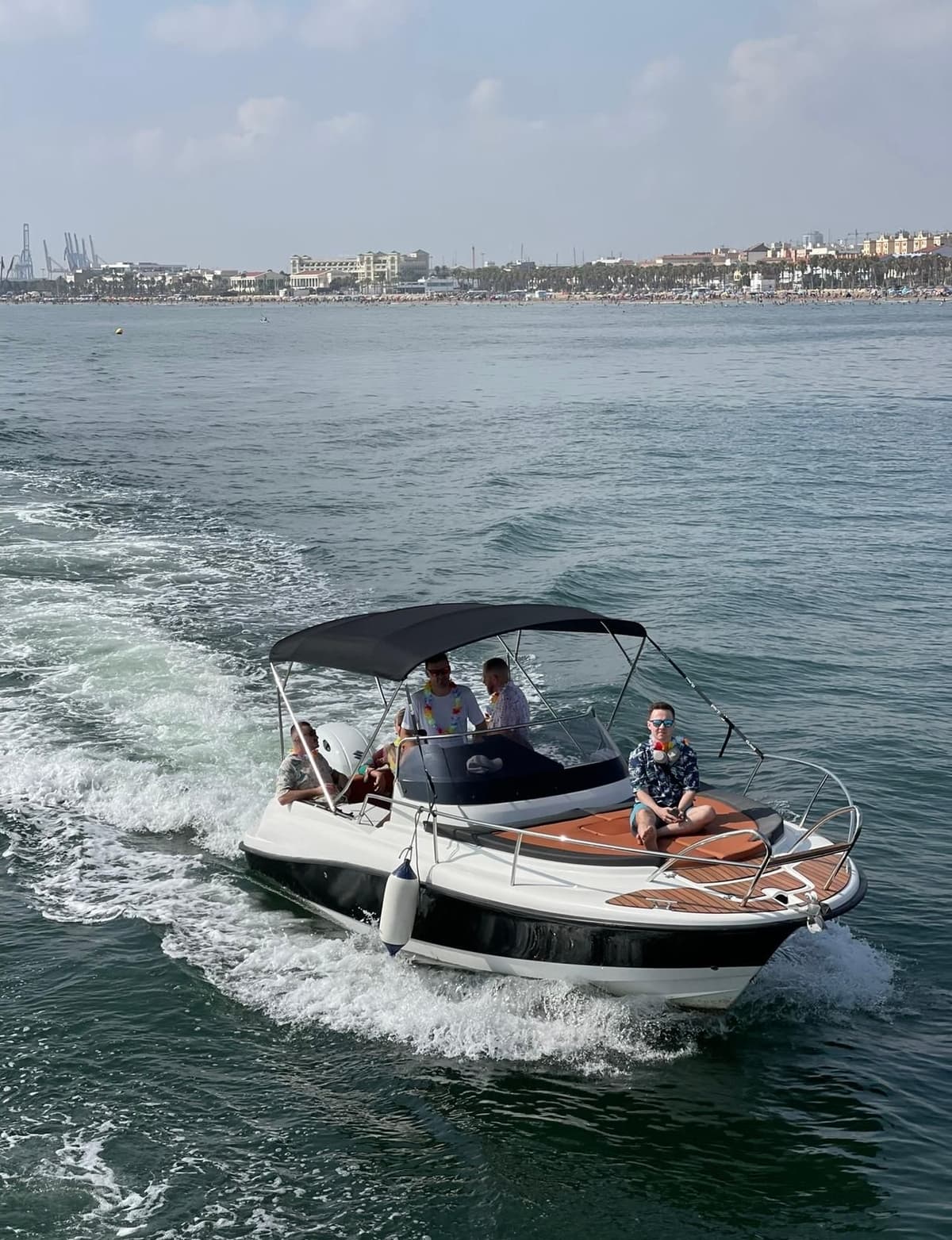 Valencia: Alquiler de barcos sin licencia