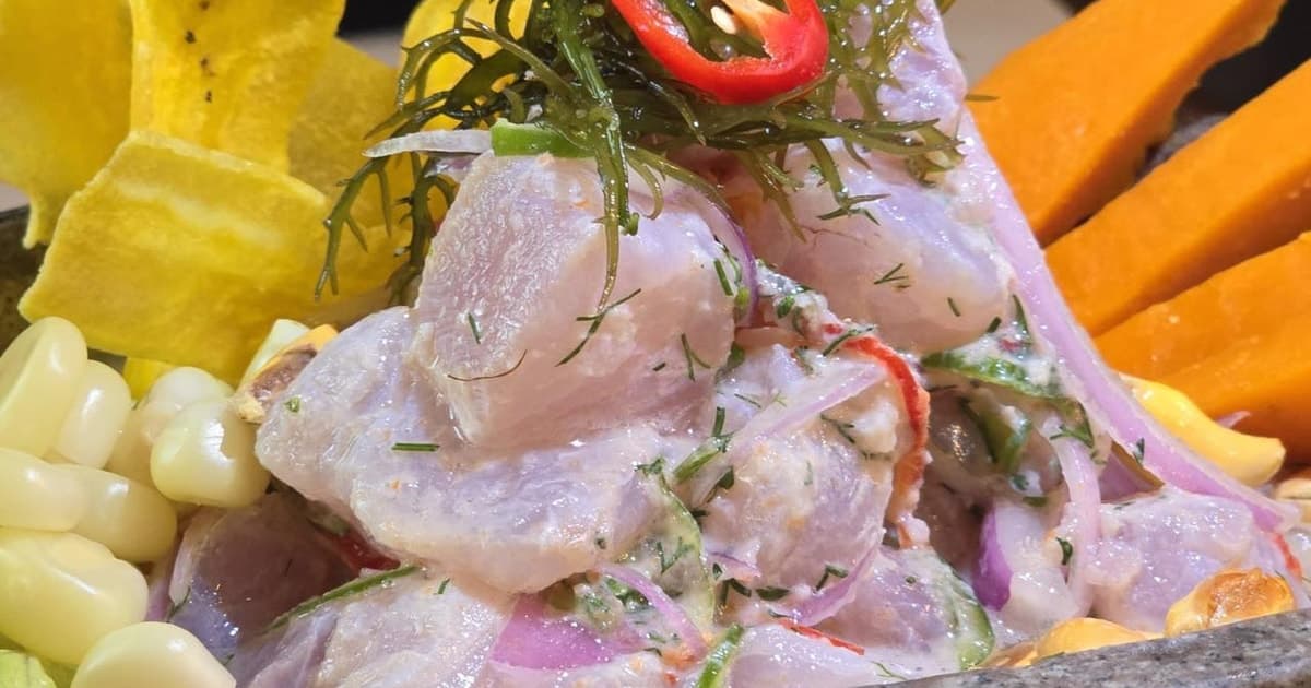 Tour gastronómico de comida callejera por el centro de Lima con clase de pisco sour y ceviche