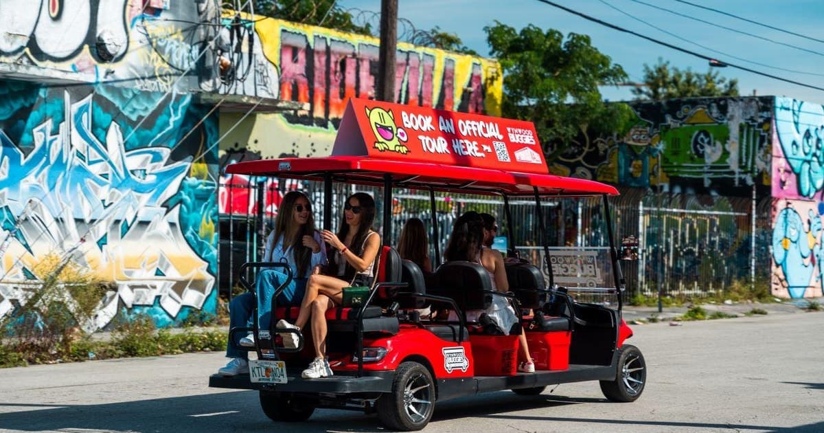 Miami: Entrada a los Muros de Wynwood y Experiencia Vecinal en Buggy