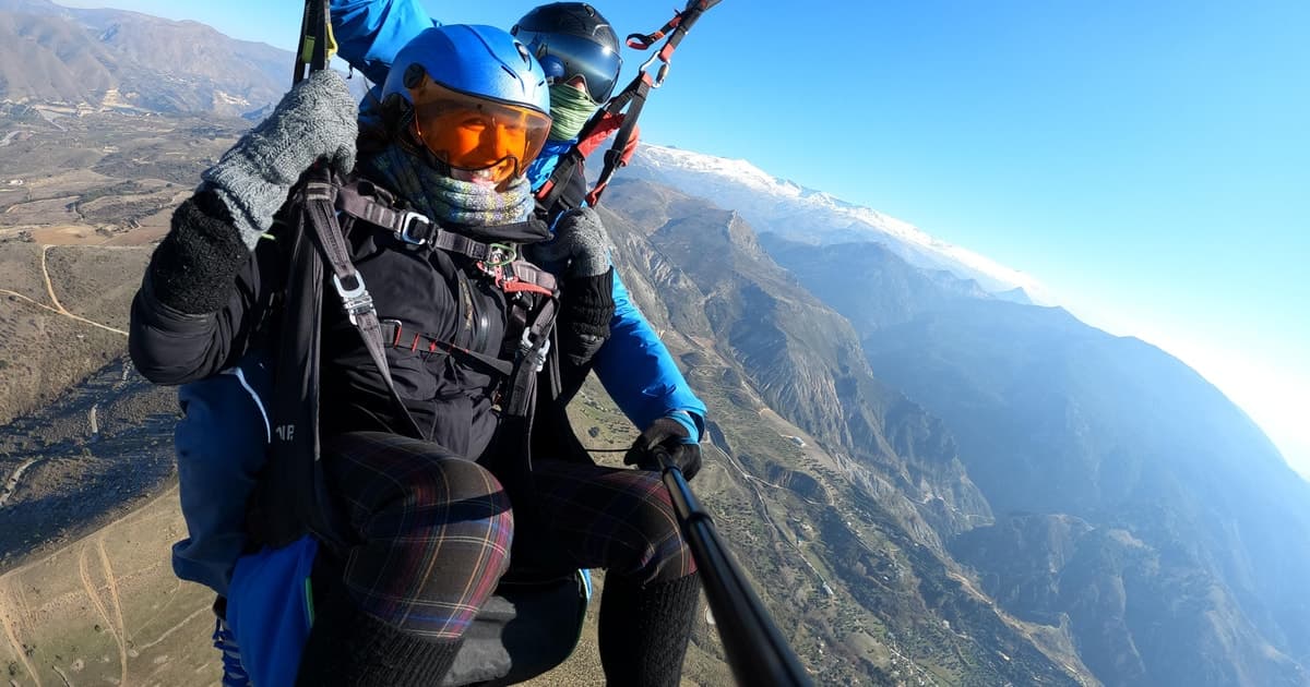 Parapente en Sierra Nevada (Granada) con Adventure Granada