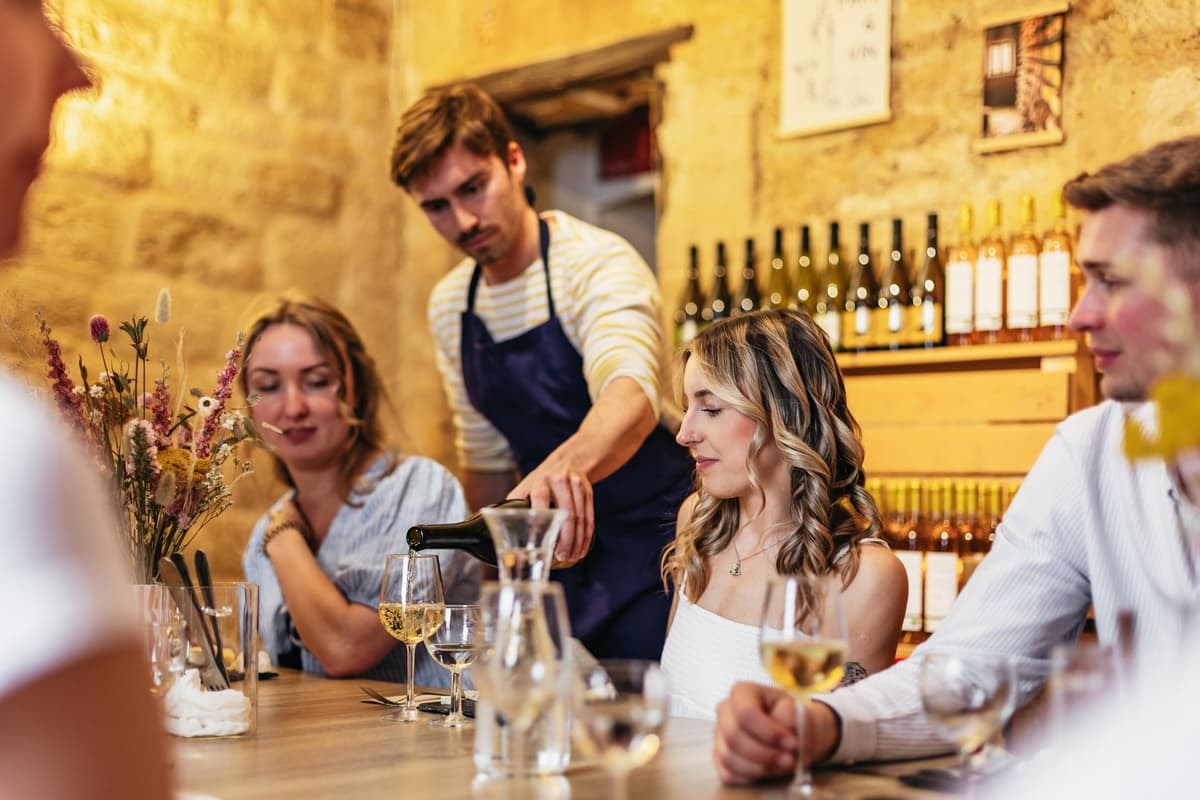 Cheese & Wine Tasting in Montmartre with Local Cheesemonger
