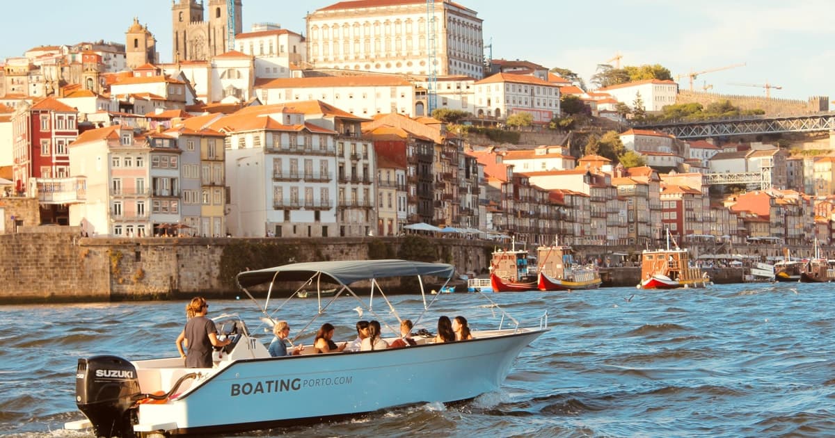 Porto: Douro Small Group Boat Cruise with Port Wine Tasting