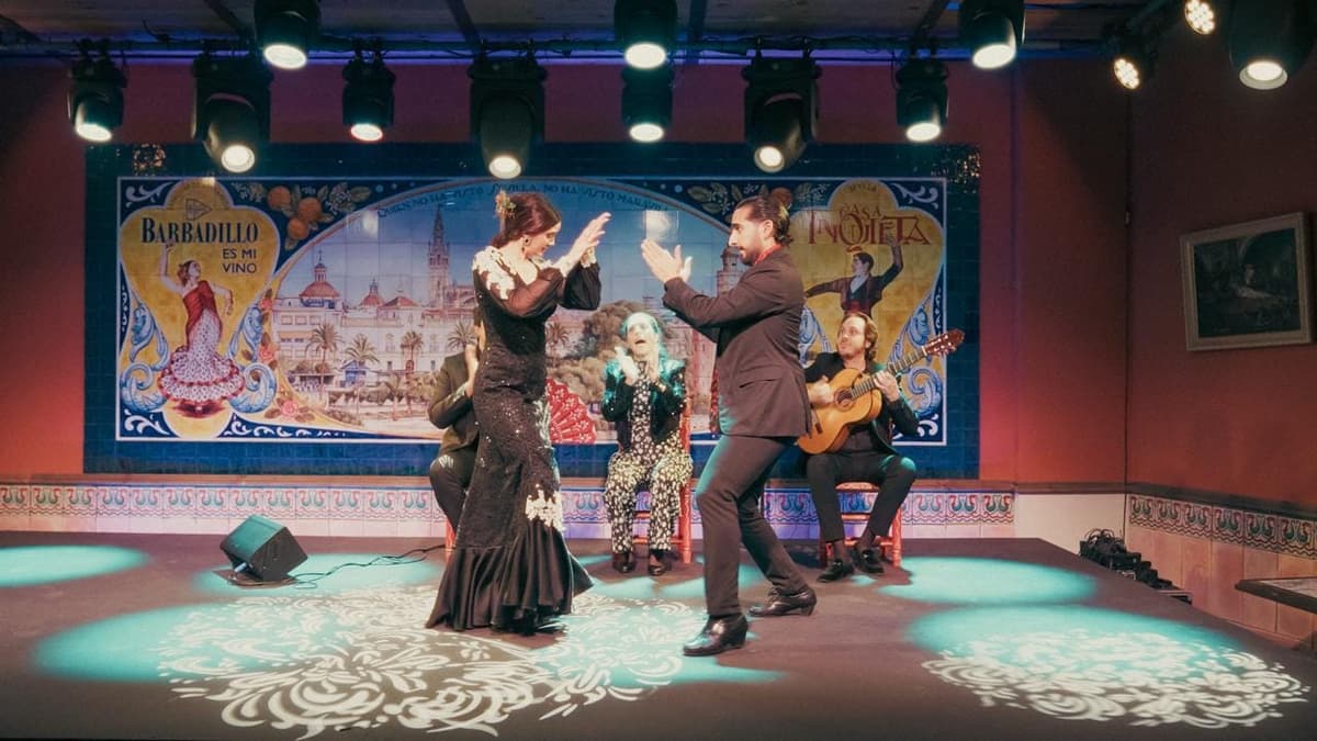 Seville: Casa Inquieta Tablao Flamenco Show Admission Ticket