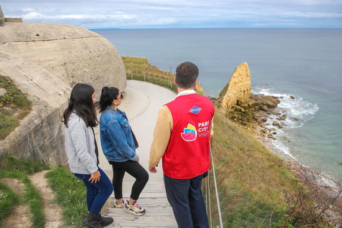 From Paris: Normandy D-Day Beaches Day Trip with Lunch