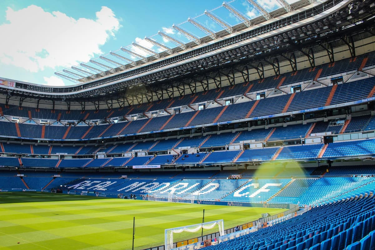 Tour por el estadio Bernabéu y el Museo del Real Madrid + tapas opcionales