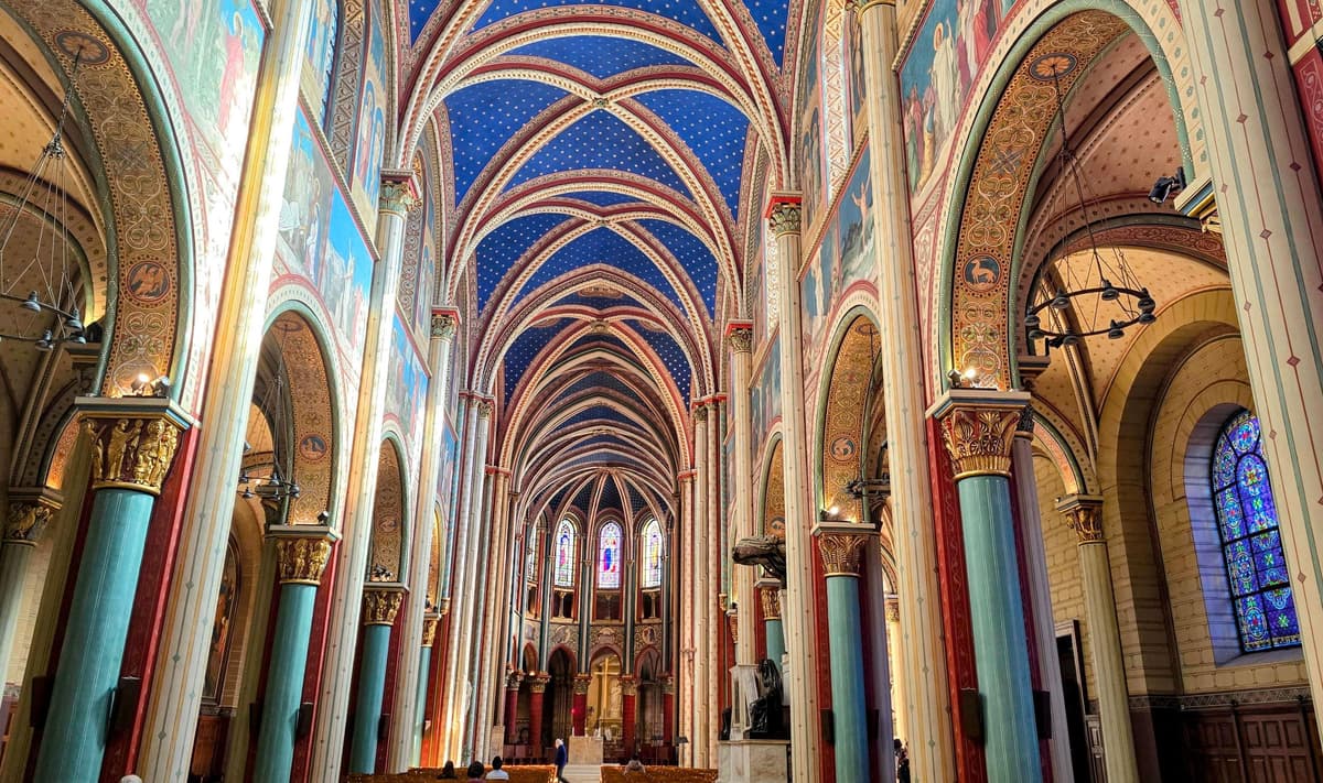 París: tour a pie guiado por Saint-Germain y Saint-Michel
