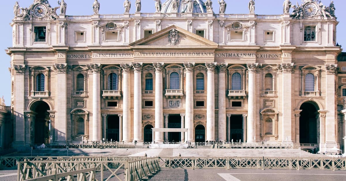 Basílica de San Pedro con audioguía, cúpula incluida y café