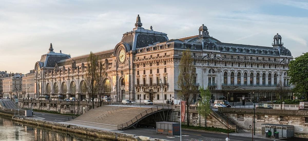 Paris: Musée d'Orsay Walking Tour With Reserved Access