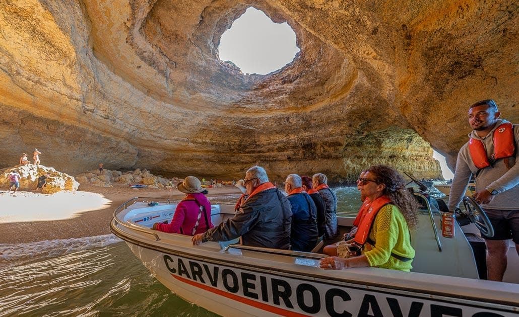 Private Algarve Tour from Lisbon with Benagil Cave Boat Ride