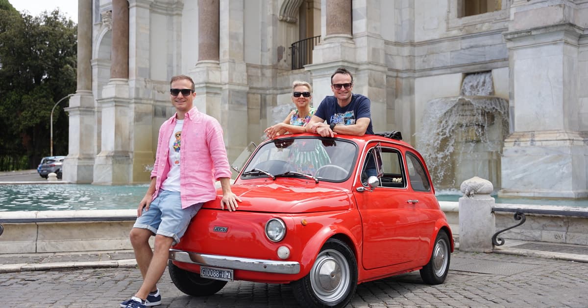 Rome Private Honeymoon & Anniversary Vintage Fiat Photoshoot