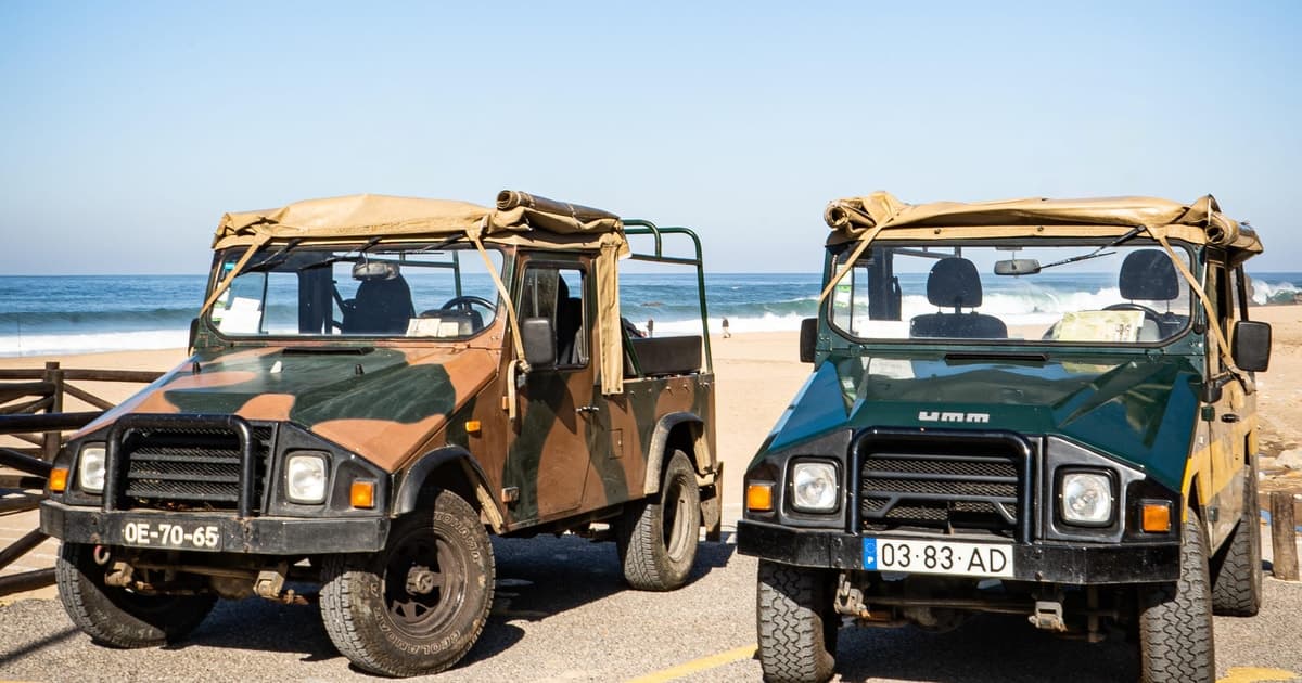 Sintra: Excursión en Jeep de época, Palacio de la Pena y costa 8 horas