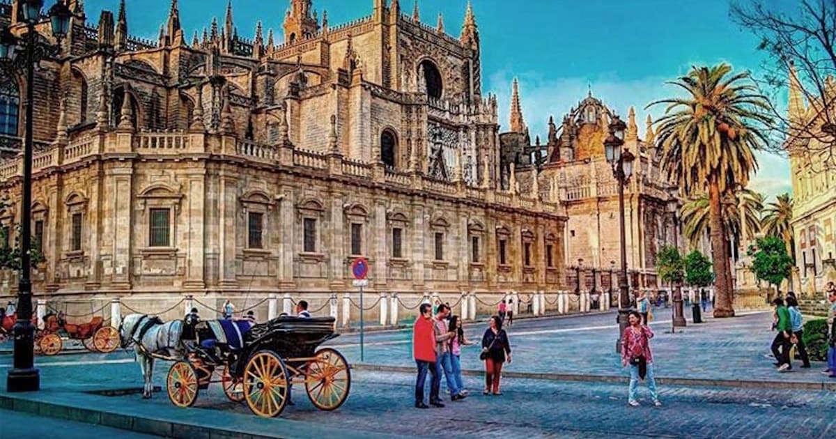 Private Sevilla Enogastronomic and Cultural Experience
