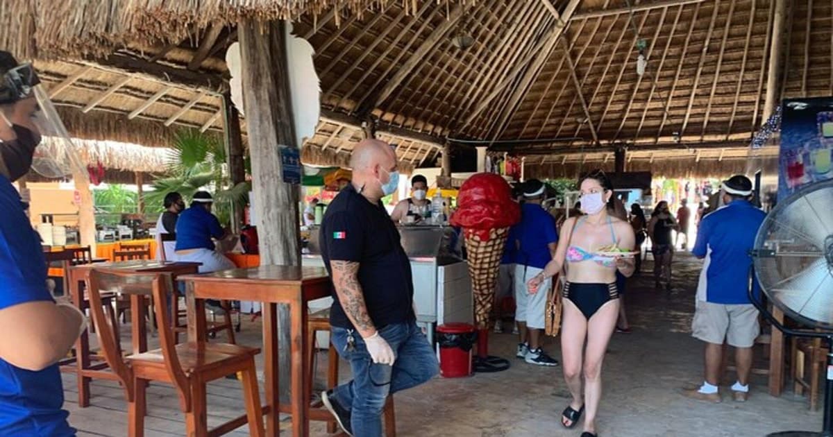 Crucero Catamarán a Isla Mujeres y Almuerzo Buffet