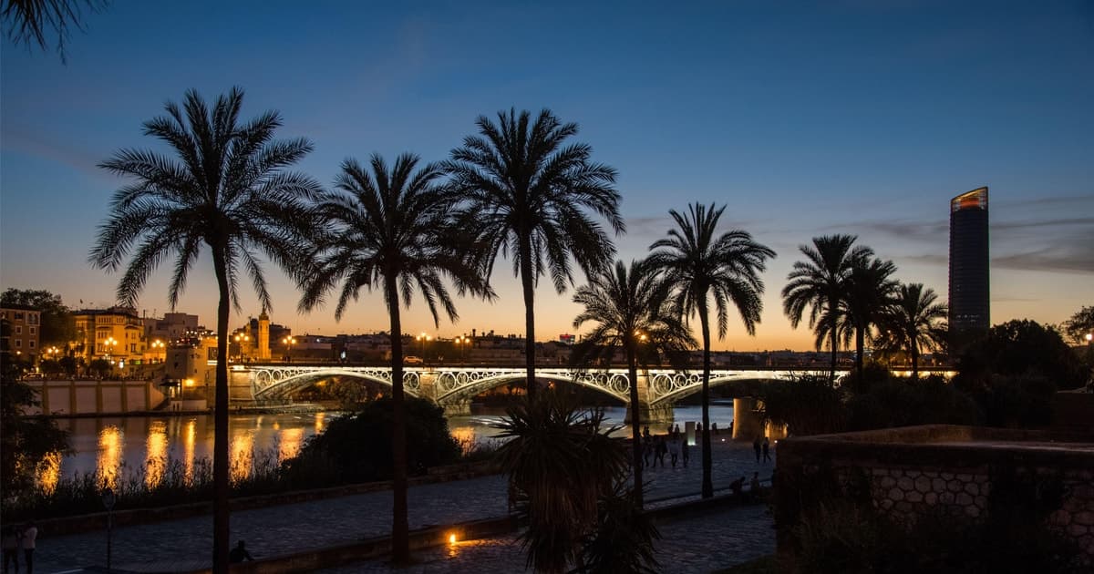 Seville: Historic Center and Jewish Quarter Walking Tour