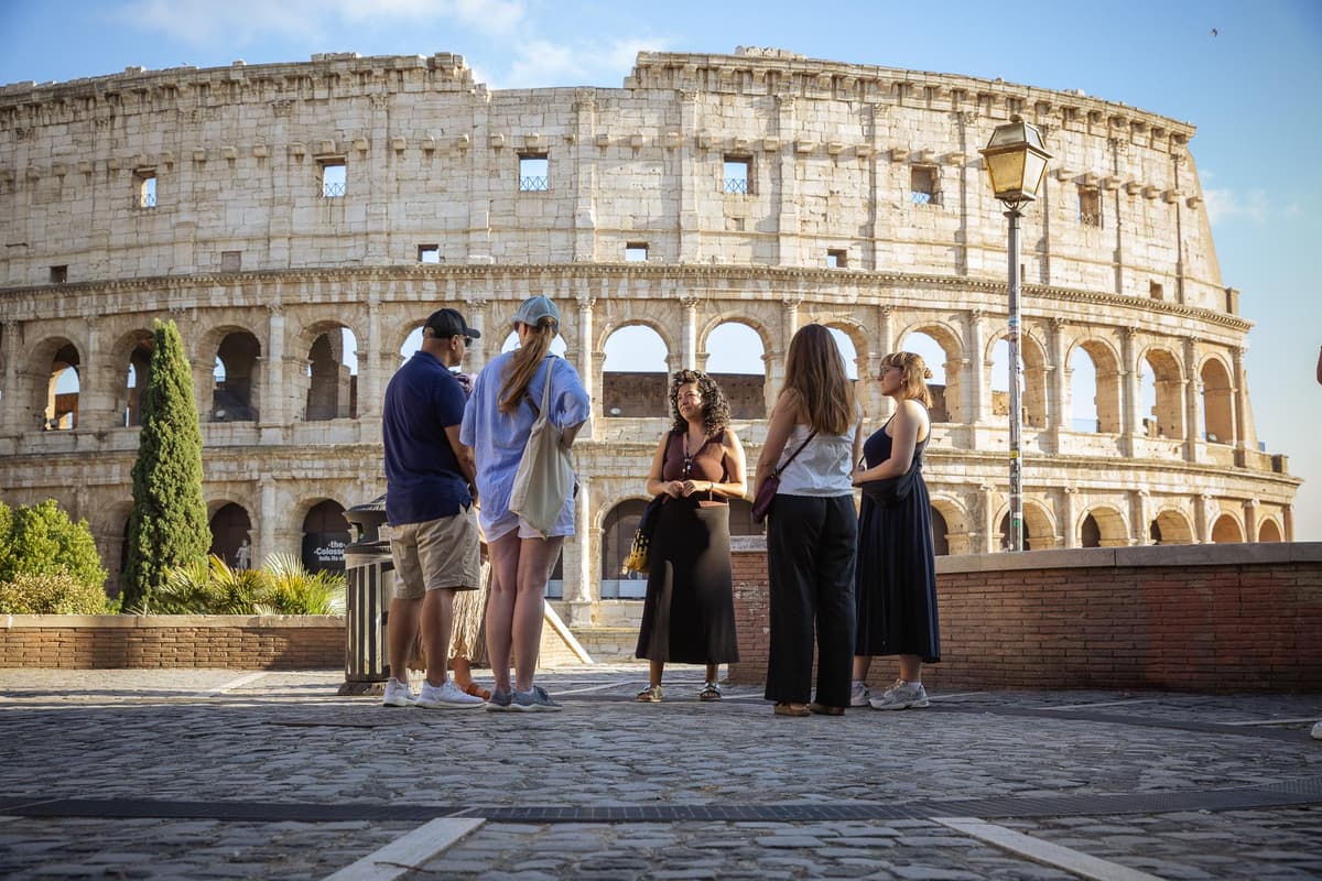 Rome: Colosseum and Ancient Dark History Walking Tour